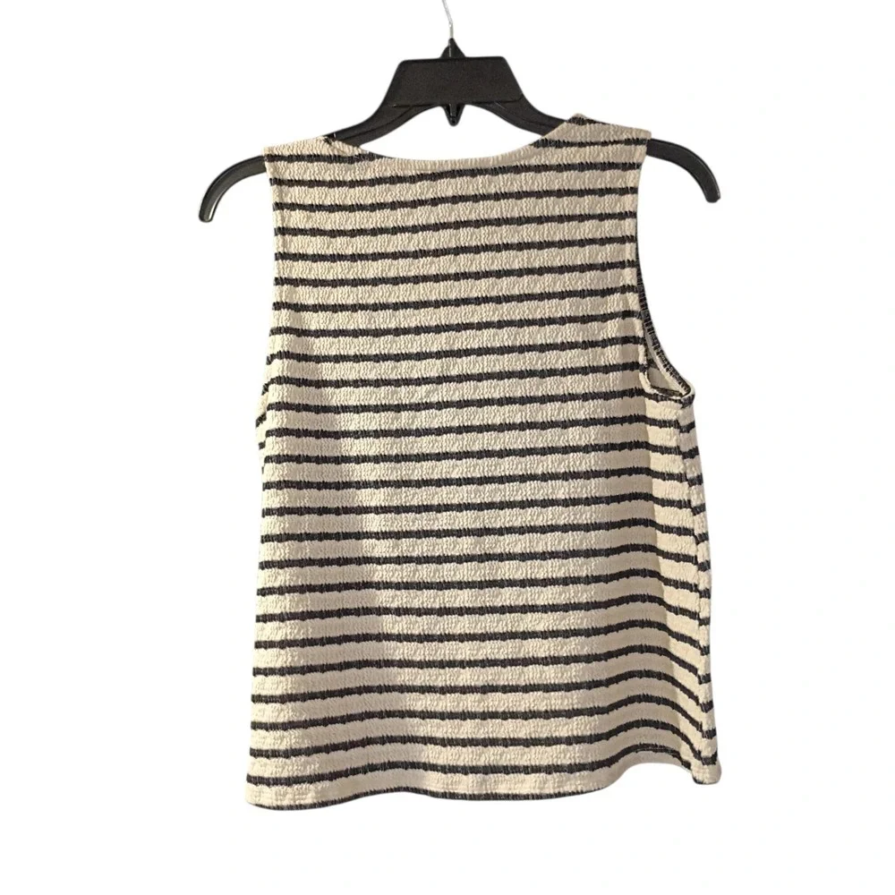 Gilli Women's Sleeveless Blouse Top Black and White Striped Size‎ Large L EUC - Picture 2 of 5